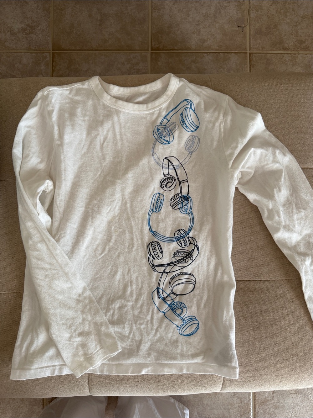 GAP White Long-Sleeve Tee with Blue Headphone Line Art